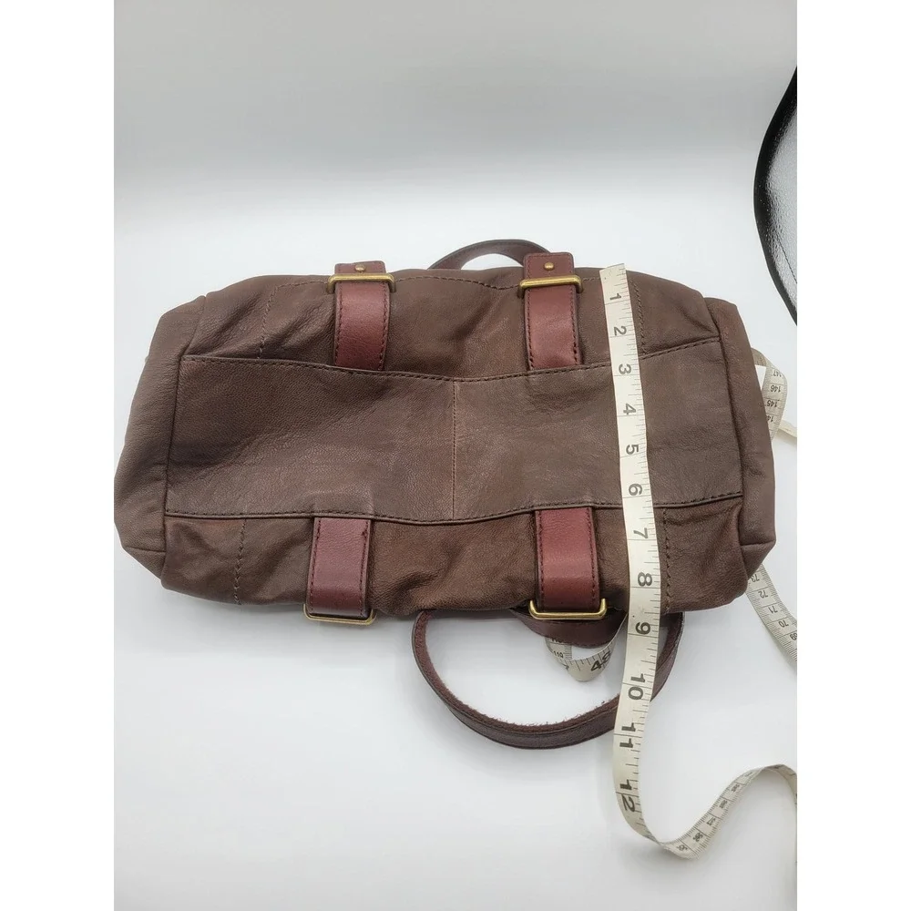 Fossil item has